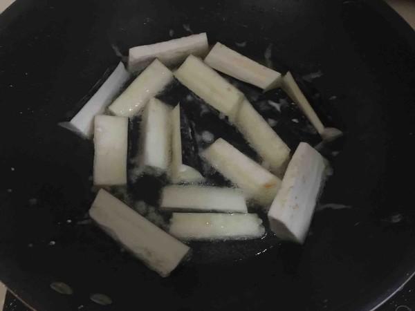 炸蔬菜沙拉丘比沙拉汁