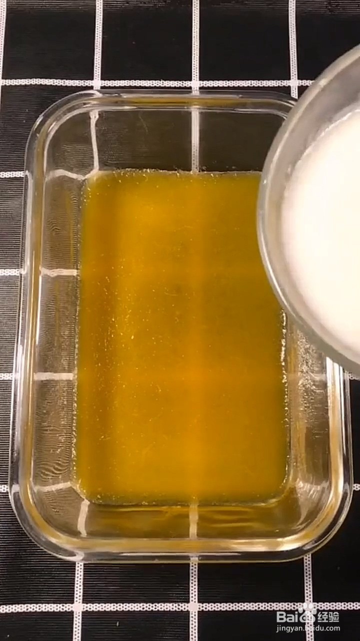 如何制作芒果千层糕