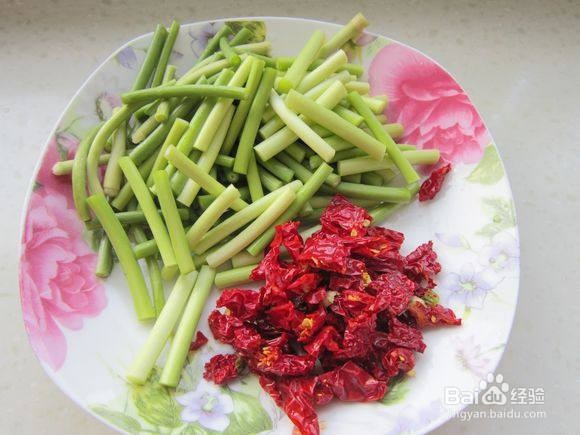 如何制做美味的干锅牛肚
