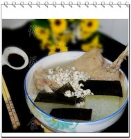 17款夏日清热解暑汤水---猪骨黄豆苦瓜汤