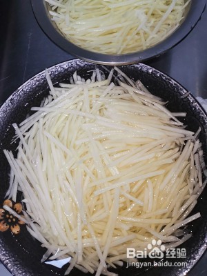 凉拌土豆丝,爽口开胃