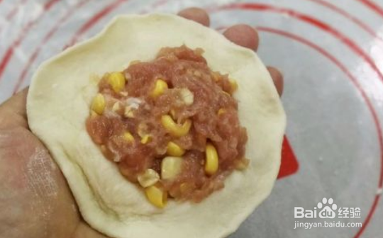 玉米馅肉包子的做法