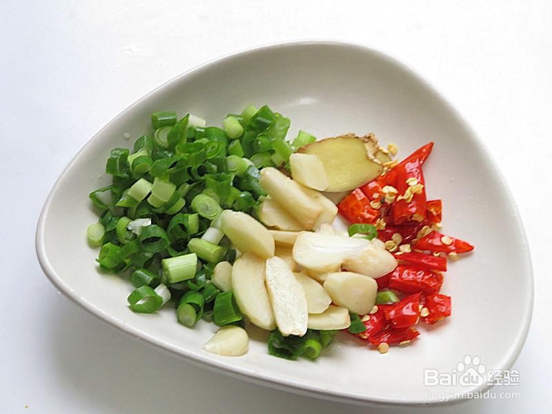 鱿鱼炒冬瓜皮的家庭制作方法