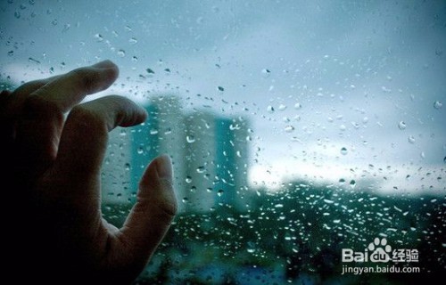 如何忘记一个人?