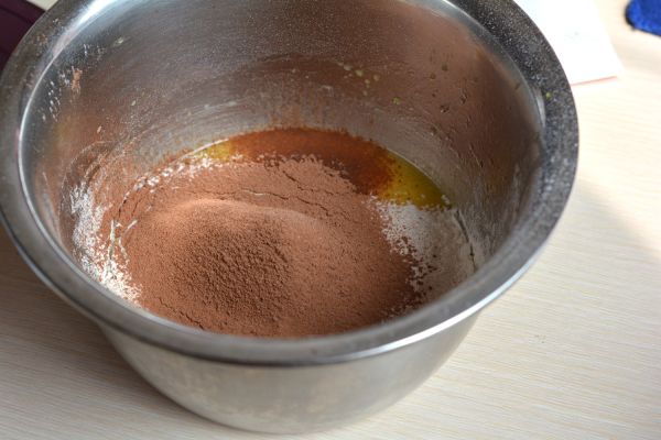 可可棋格奶油蛋糕