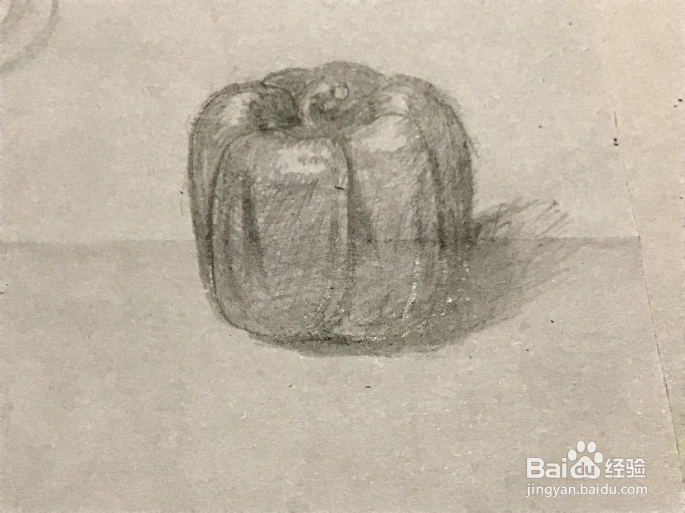 如何通过素描绘画出彩椒?