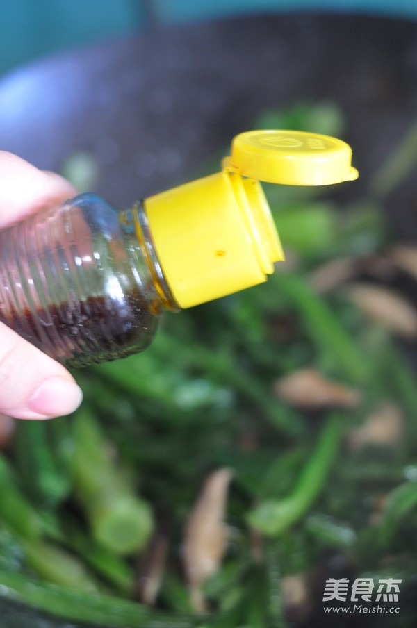 香菇炒油麦菜