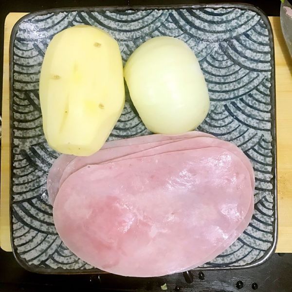 火腿鸡蛋煎土豆
