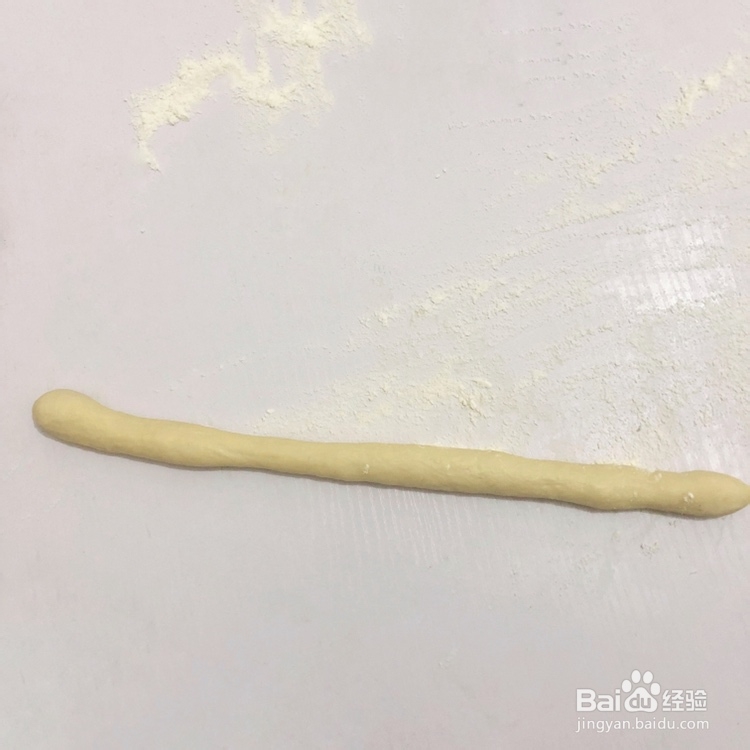 美味面包夹香肠的做法