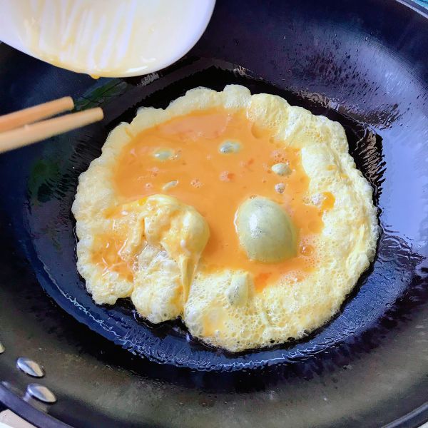 香菇菠菜鸡蛋面