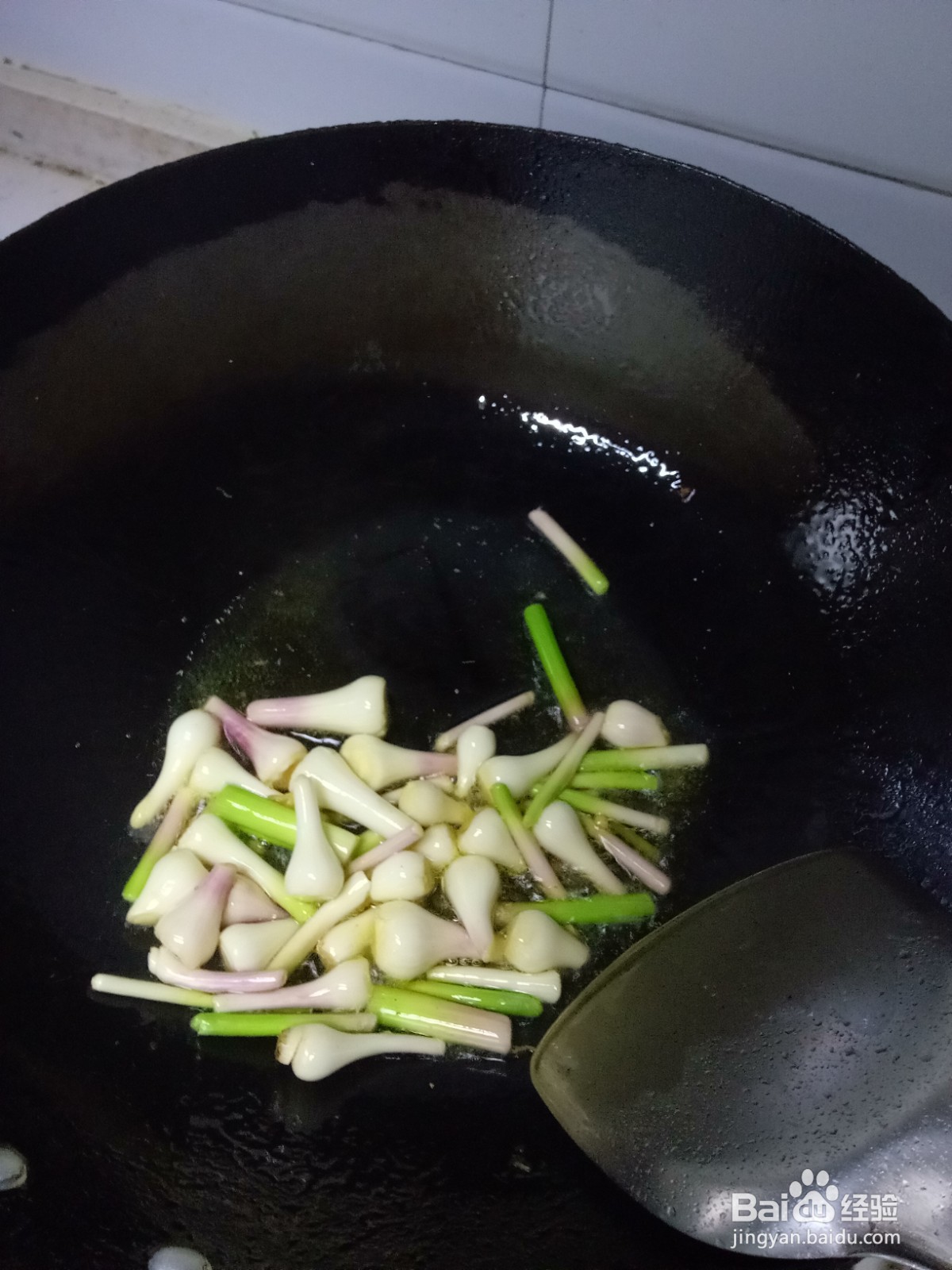 青椒蒜苗炒鸭血