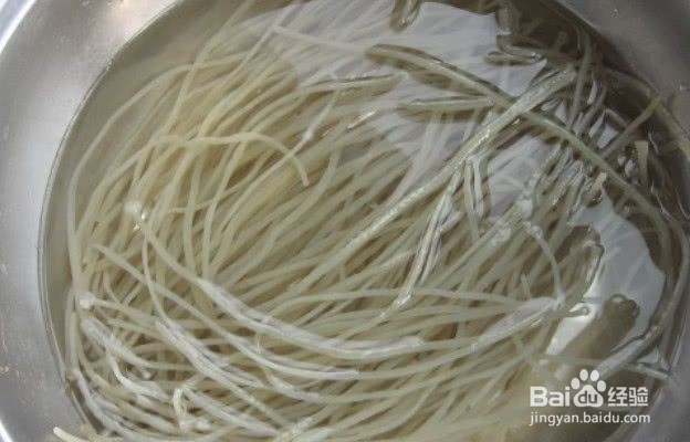 马齿苋粉条做包子