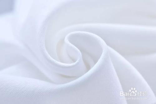 口红弄到衣服上最快的清洁办法