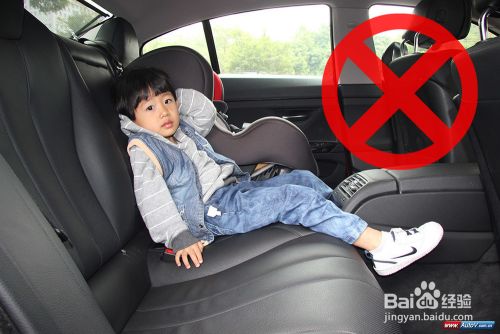 儿童如何乘车才安全？