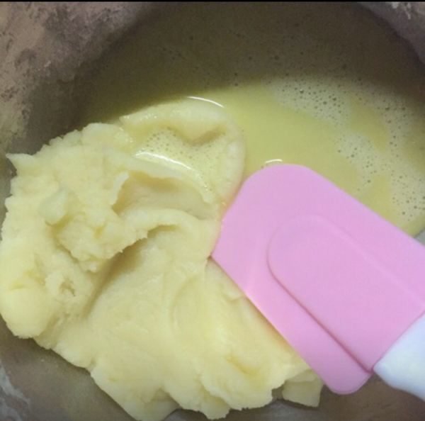 卡士达酱酥皮泡芙