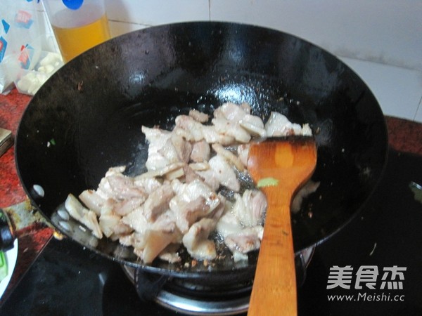 蒜苗回锅肉的做法