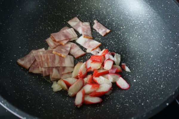 焗咸蛋黄蟹味培根#在“家”打造ins风美食#