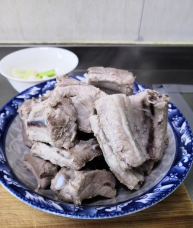 东北最爱的酸菜粉条炖排骨