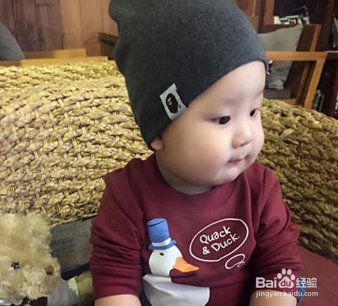 如何保护婴儿囟门