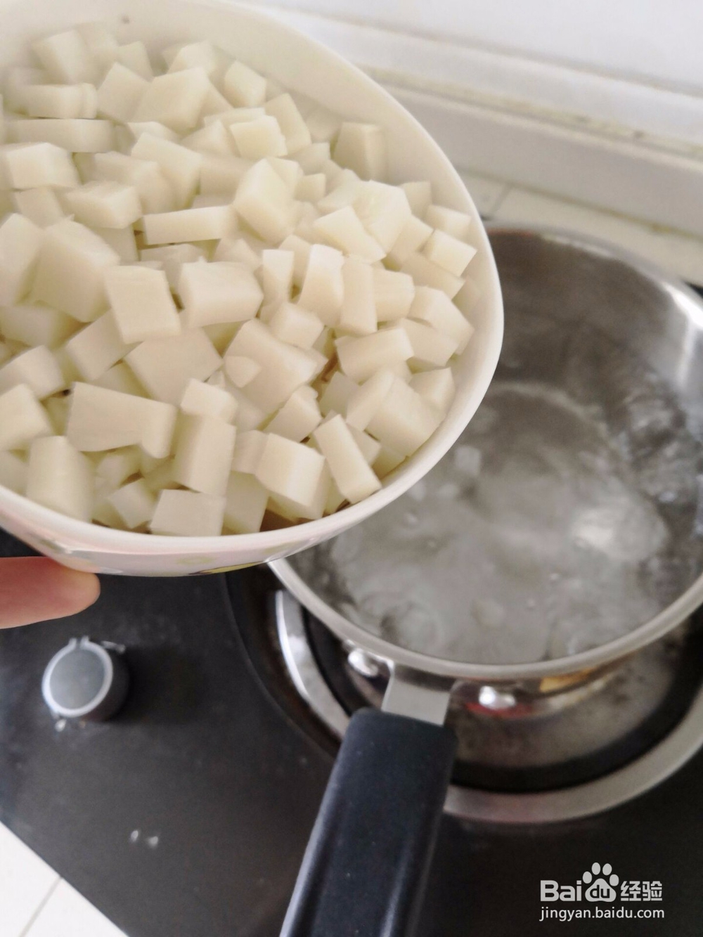 枸杞米酒鸡蛋羹