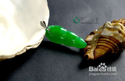 购买翡翠在对比的情况下需注意三点