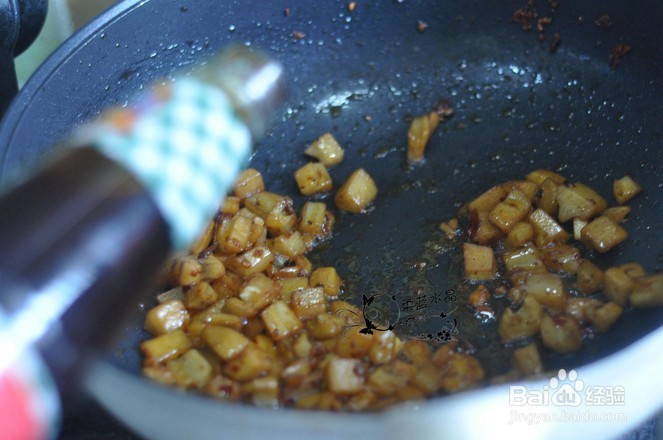 怎样制作香辣藕丁