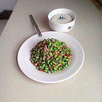 如何制作肉末毛豆
