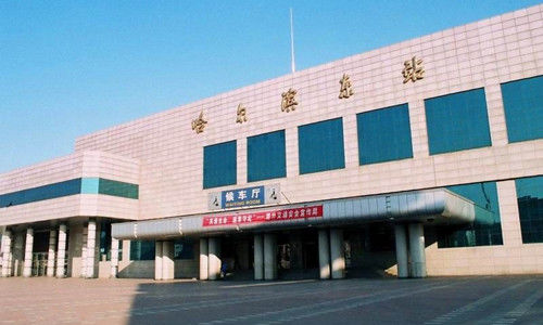 哈尔滨东站有机场大巴吗