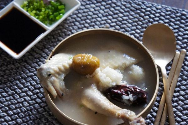 寒冬里的温暖 — 韩式参鸡汤