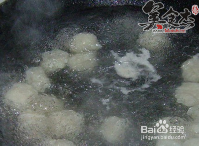 鱼丸菠菜汤的做法