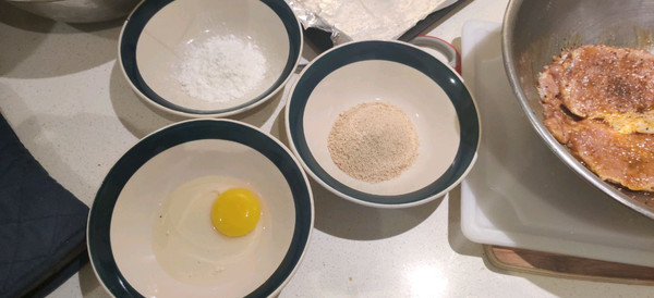 黄金咖喱猪扒饭