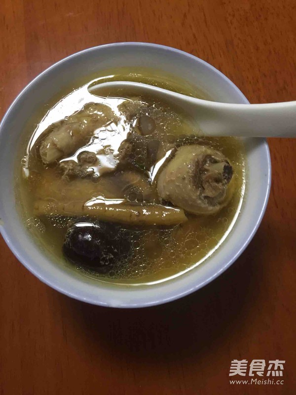 红枣党参煲鸡汤