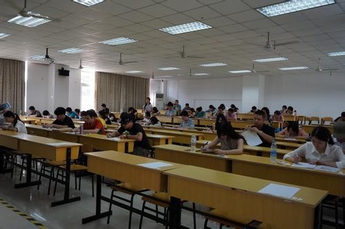 谁能准确的诰说我北京中医药大学远程教育学院的毕业证能不能用于报考执业医师考试