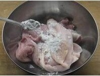 据说美白的滋阴养肾美容汤 猪肚鸡