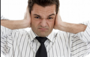 火车过山洞时耳朵为何有奇怪的感觉