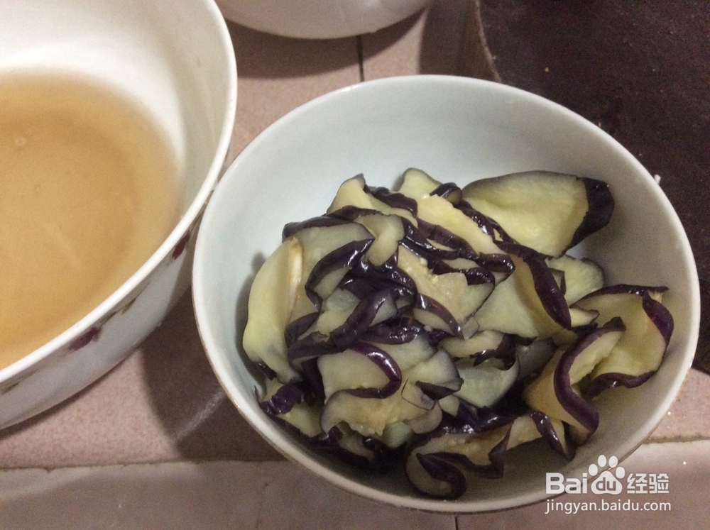 茄子炒肉怎样做好吃？茄片小炒肉