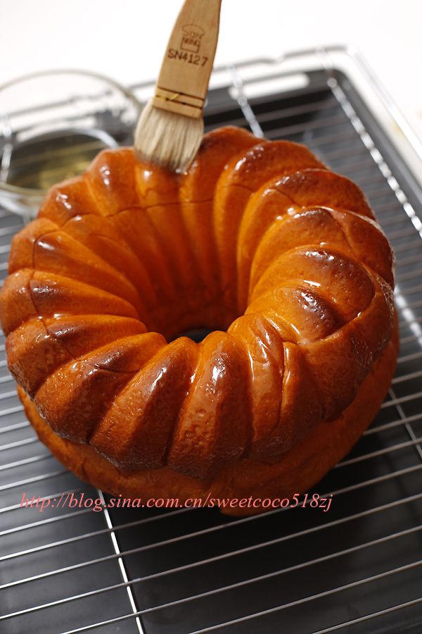 葡萄干番茄面包