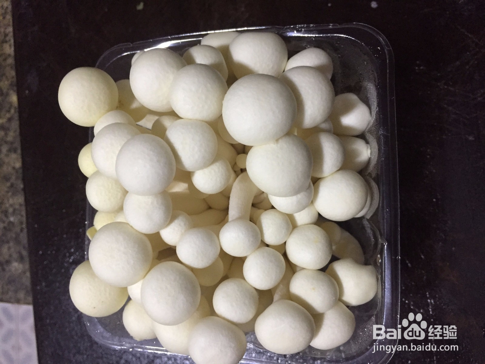 怎样做蘑菇炒鸡脯肉