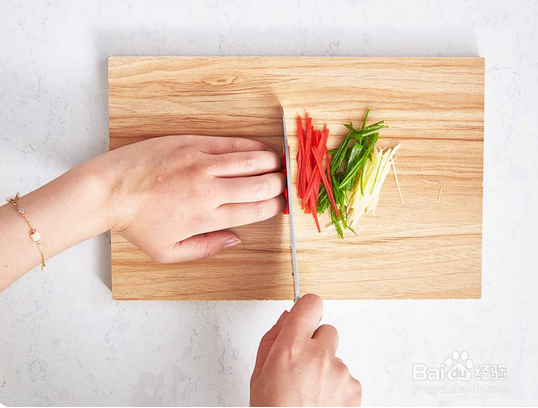 如何做一顿家人都爱吃的清蒸鲤鱼？