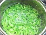 凉拌苦瓜窍门
