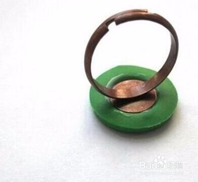 软陶做花朵戒指的方法