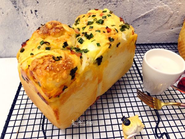 香葱芝士火腿吐司面包