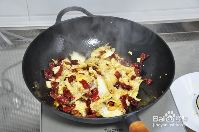 如何做酸辣白菜？