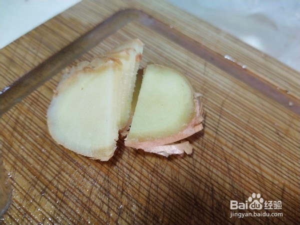 麻辣鸭锁骨做法