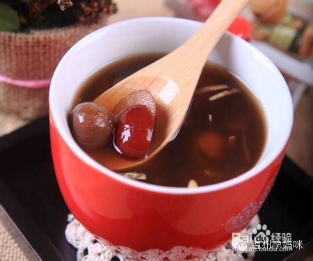 一到冬天手脚冰凉的人伤不起，怎样让手脚暖和呢