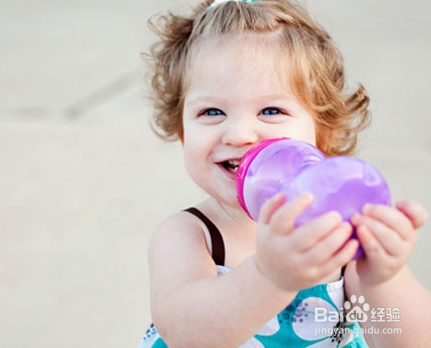 如何给宝宝科学的补钙?