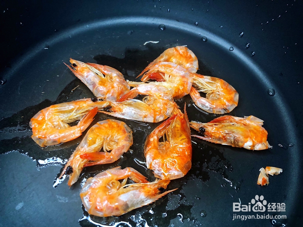 香浓的焖烧大虾白菜粉条