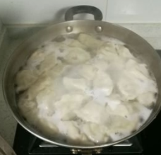 速冻饺子应该怎么煮才好吃？