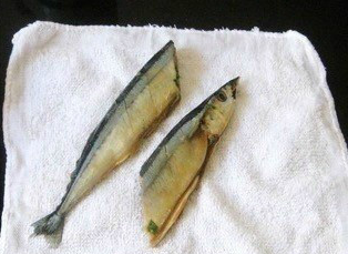 煎秋刀鱼简单版的做法