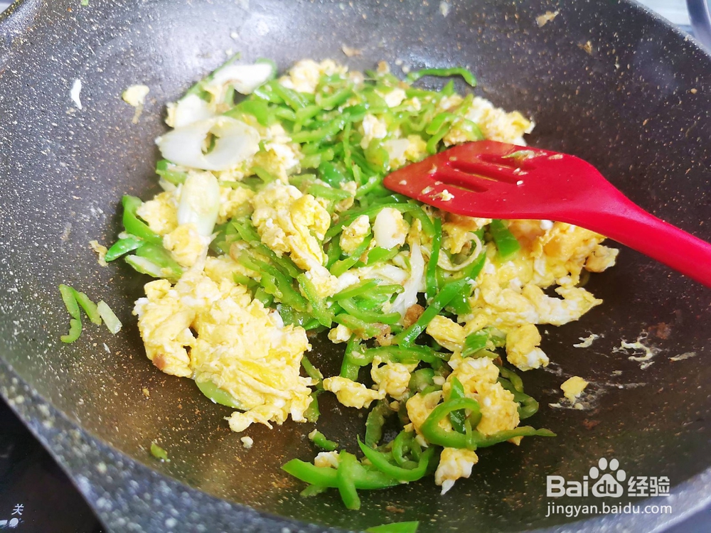 青椒炒鸡蛋制作方法